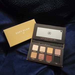 Anastasia BH Soft Glam 2 palette